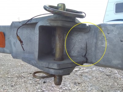 Karavan Trailer Crack - Side View Marked.jpg