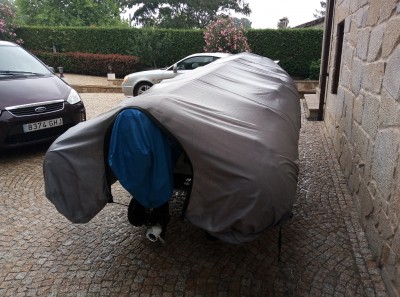 Cover with Rain Support 2.jpg