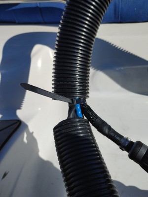 FuelPipeCableTie.jpg