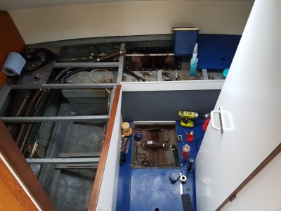 aft cabin fuel drain.jpg