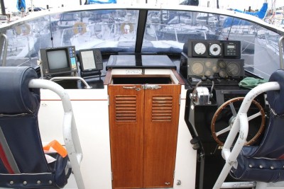 helm1.jpg