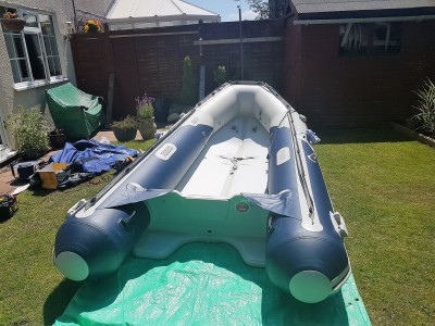 Boat1.jpg